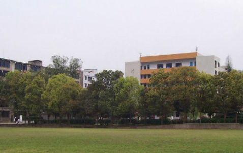 昆明2023年读中专学校需要什么证件
