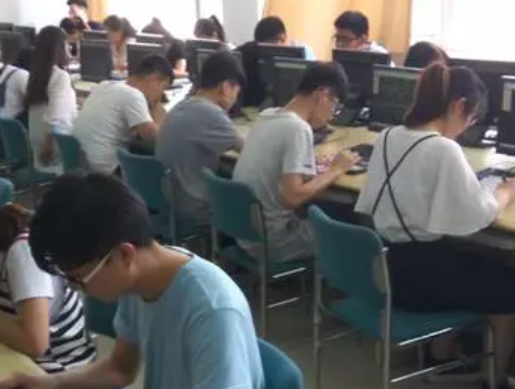 昆明2023年中专学校都有什么专业适合男生