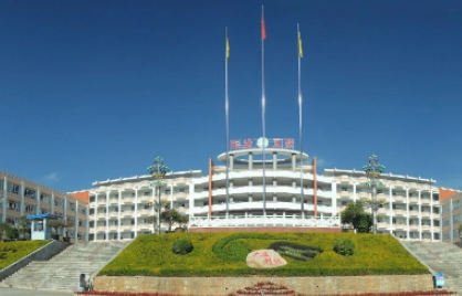 昆明2023年女生读什么中专学校