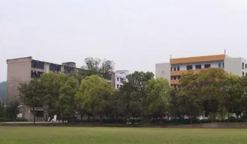 昆明2023年初中毕业能上什么中专学校