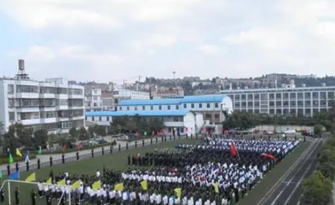 昆明2023年初中毕业读什么中专学校好