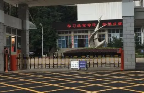 昆明2023年中专学校包不包就业