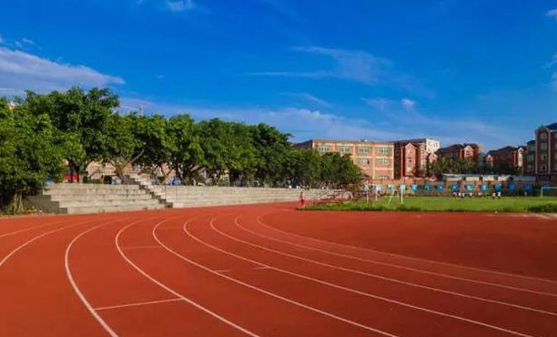 江苏2023年初中毕业可不可以上中专