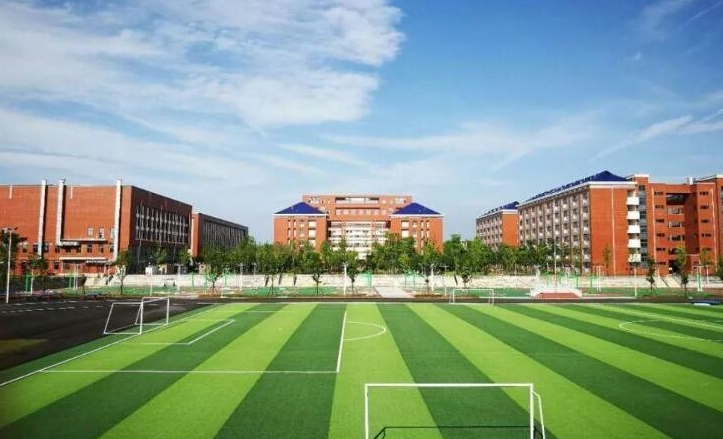 四川2023年初中没毕业可不可以上中专