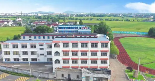 宜兴市和桥高级中学地址，乘车路线