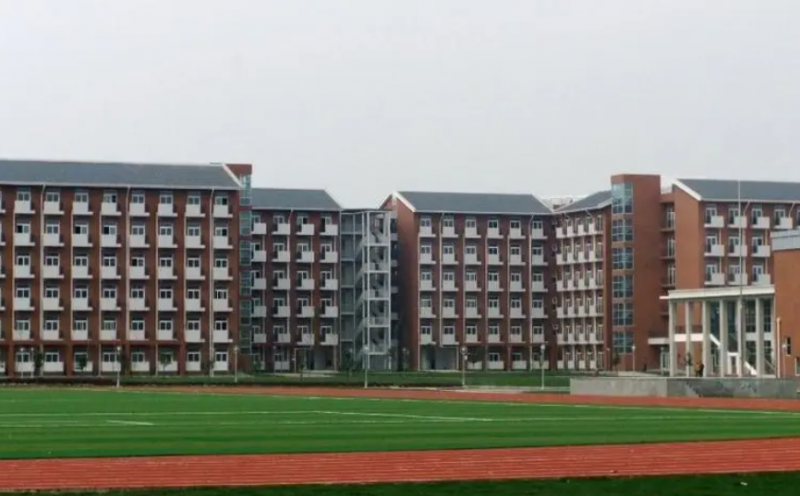 湖北2023年上中专学校能不能考大学