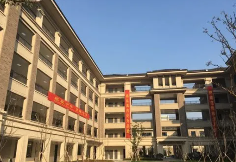 浙江省富阳中学地址，乘车路线