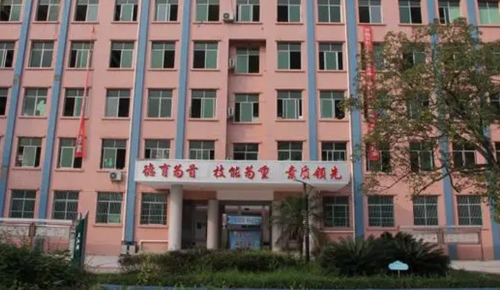 2024遂宁药剂学校有哪些 遂宁药剂学校名单一览表