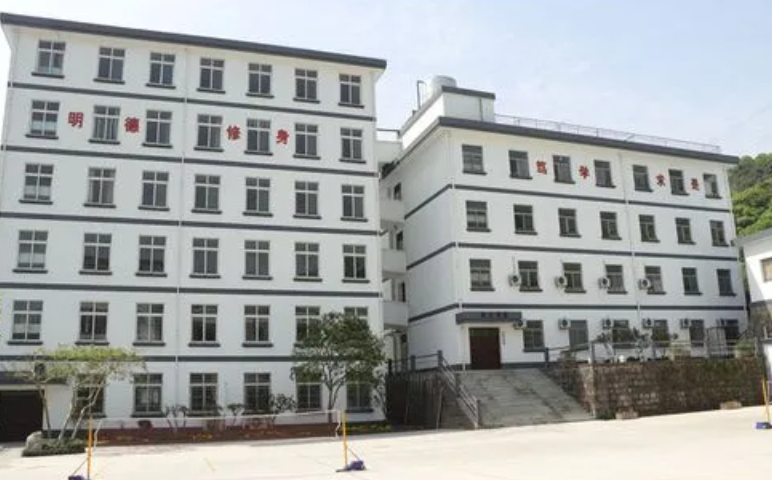 杭州市萧山区玉山中学地址，乘车路线