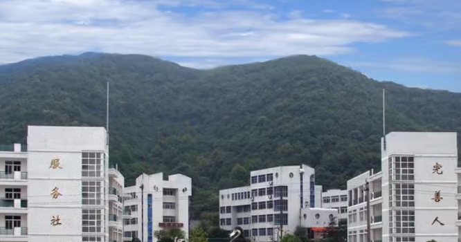 杭州市富阳黄公望高级中学地址，乘车路线