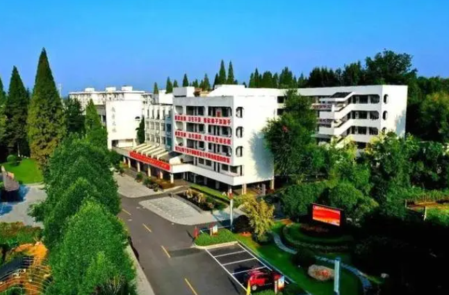 杭州市富阳区新登中学怎么样、好不好