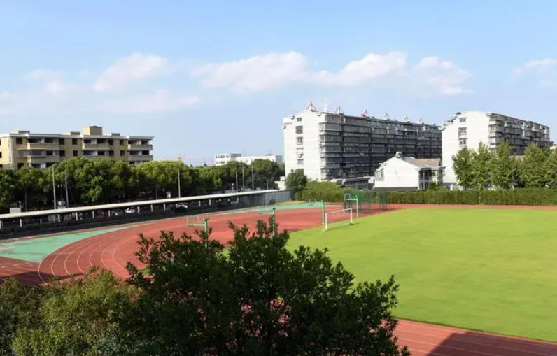 镇海骆驼中学怎么样、好不好