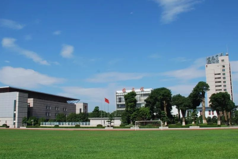 余姚市高风中学怎么样、好不好