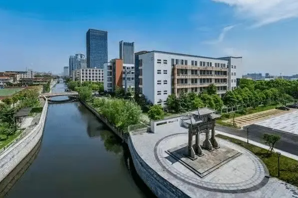 余姚市第七中学怎么样、好不好