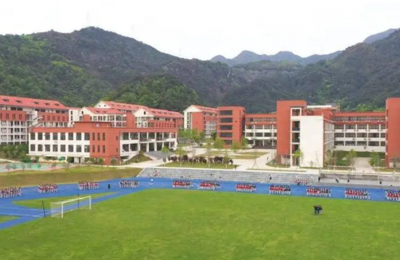 温州市英才学校地址，乘车路线