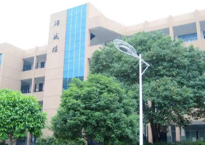 瑞安市第四中学怎么样、好不好