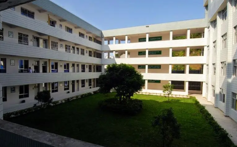浙江省永嘉第二高级中学地址，乘车路线