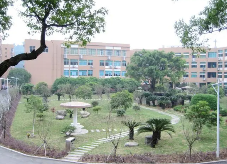 瑞安市瑞祥高级中学地址，乘车路线