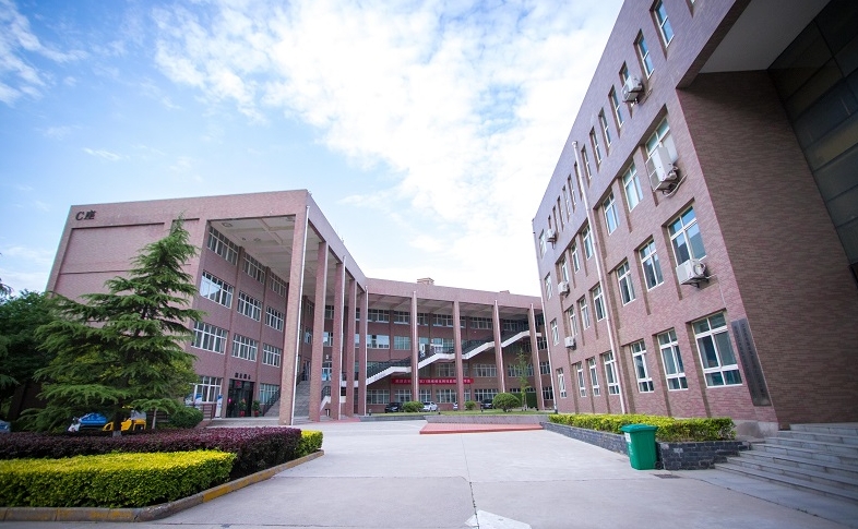 陕西2024年中专学校可不可以考大学
