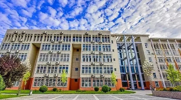 陕西2024年男孩子读中专读什么好