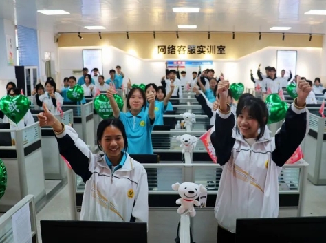 广西2024年女生上中专学校有哪些技术