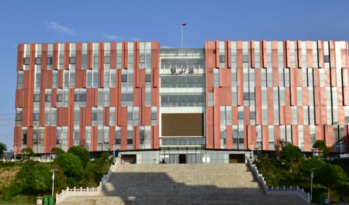 2024云南国土资源职业学院重点特色专业汇总表 
