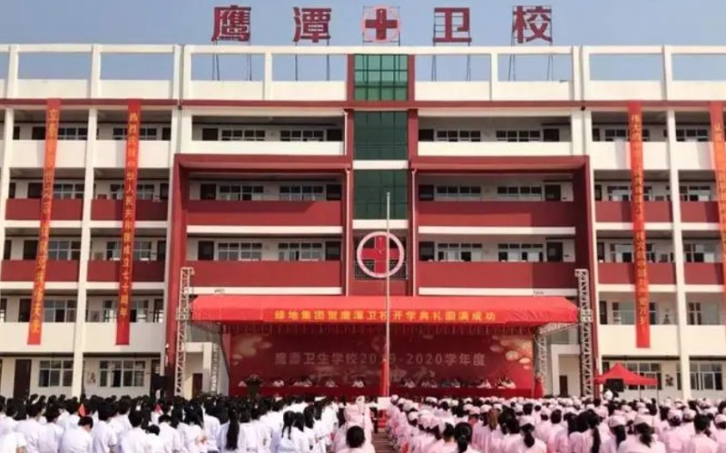江西2024年适合女生的中专学校