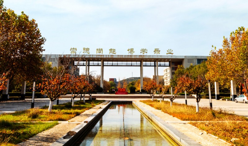 山东初中毕业报什么中专学校好