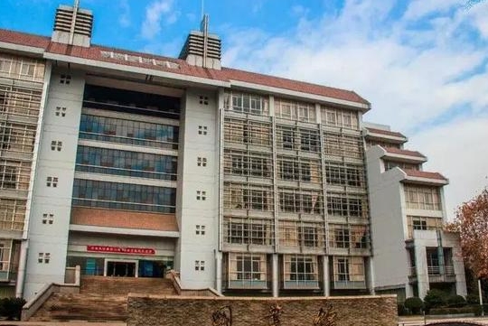 赣东学院是几本院校 985还是211高校（附重点专业）