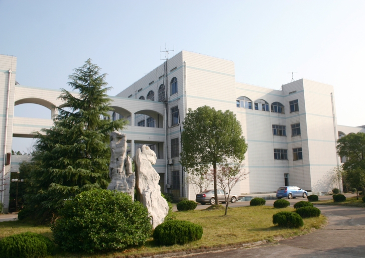 浙江省龙游中学地址，乘车路线
