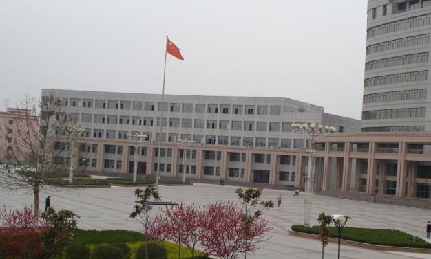 菏泽学院是什么样的大学 985还是211高校（附王牌特色专业）