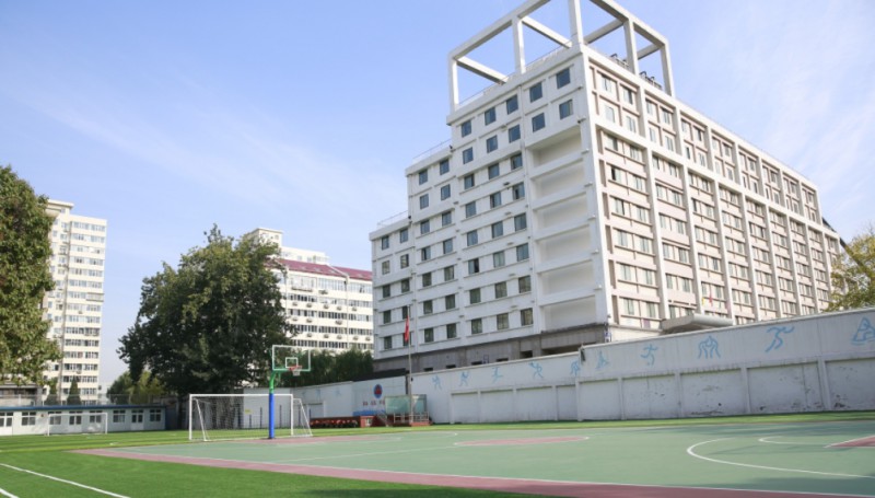 北京市第八中学地址，乘车路线