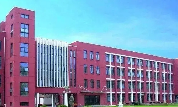 清华大学附属中学望京学校地址，乘车路线