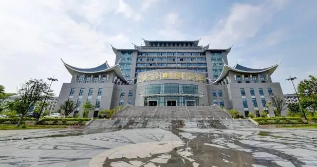 在广西高考395分算什么水平（近三年）广西高考395分能上的大学 