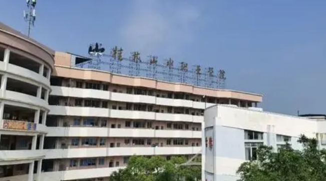 在广西高考245分算什么水平（近三年）广西高考245分能上的大学 