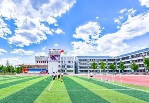 首都师范大学附属玉泉学校地址，乘车路线