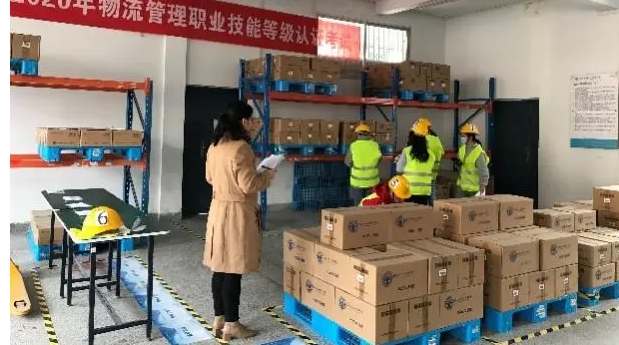 甘肃2024年男孩子中专读什么专业好