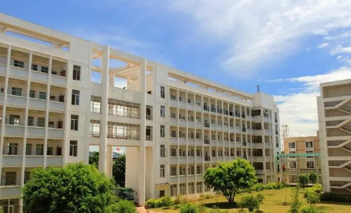 南宁师范大学师园学院是什么样的大学（附王牌特色专业）