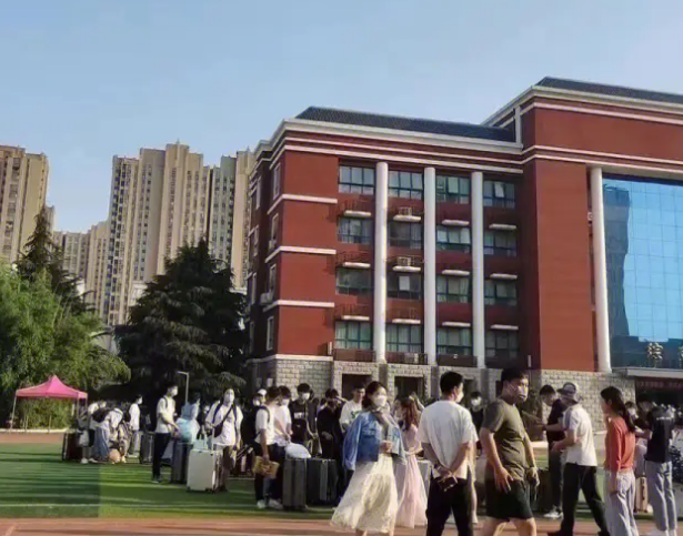 河北2024中专学校可不可以考大学