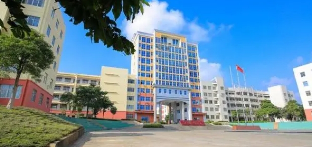 辽宁2024上中专学校要多少钱