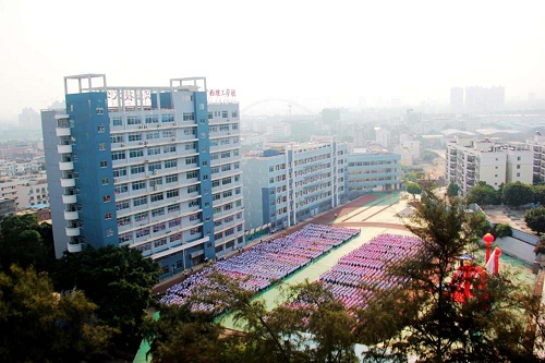 广西2024高中毕业能上中专学校