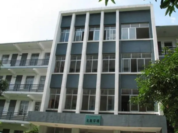 福建2024年男生学什么中专学校好