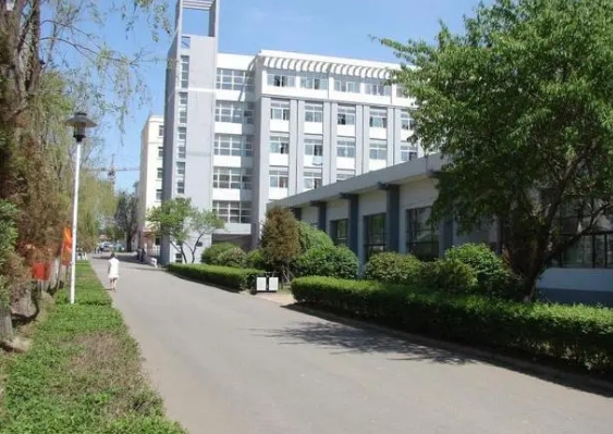 辽宁2024上中专学校要不要初中毕业证