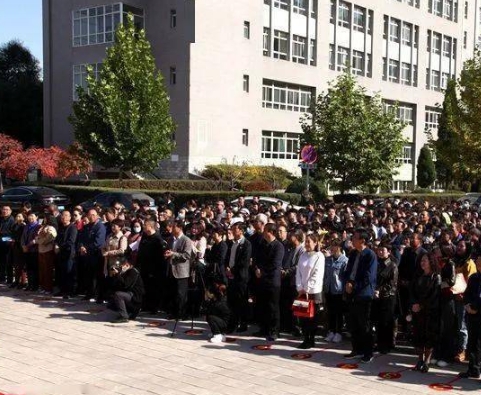 2024年忻州职业技术学院多少钱