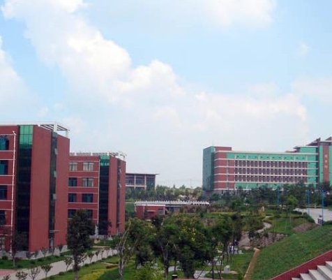 2024年淄博师范高等专科学校多少钱