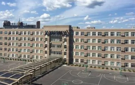 辽宁2204男孩子中专读什么专业好