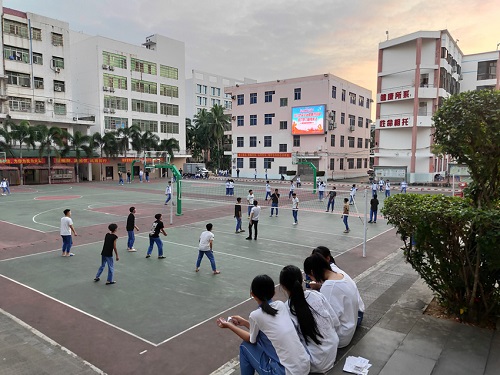 海南2024女孩子适合学的中专专业