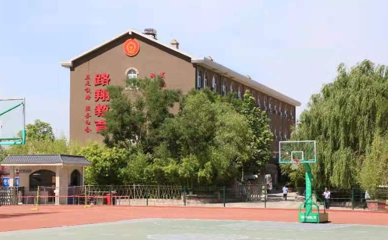 河北2024年初中生可以读什么铁路学校