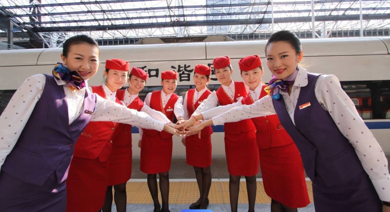重庆2024年女生学什么铁路学校好