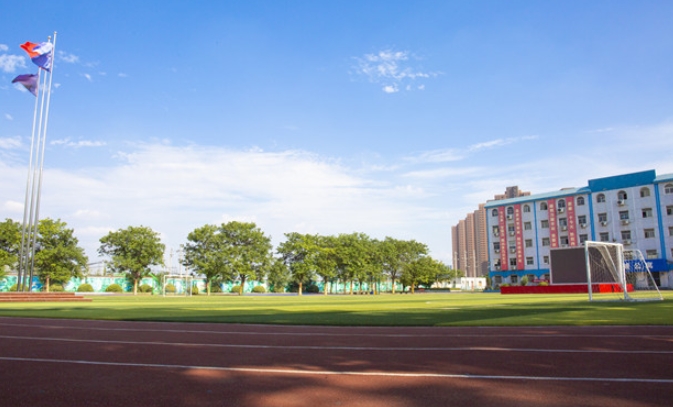 郑州新华中等专业学校怎么样、好不好